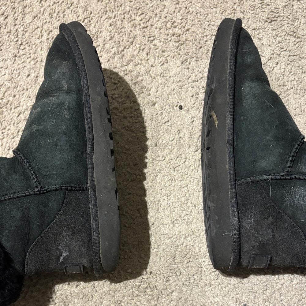 UGG Black Winter Boots - Picture 3 of 4